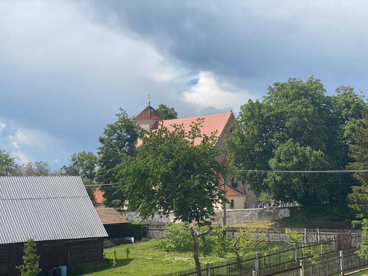 Ubytovani U Kloucku V Potvorove Экстерьер фото